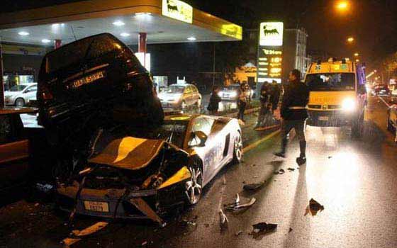 Lamborghini Gallardo Lamborghini da polícia Antes e Depois do acidente