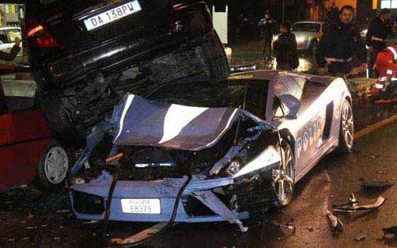 Lamborghini Gallardo Lamborghini da polícia Antes e Depois do acidente