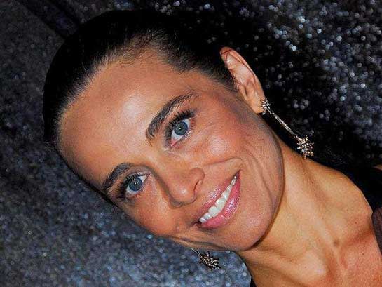 Carla-Vilhena As mais belas jornalistas brasileiras