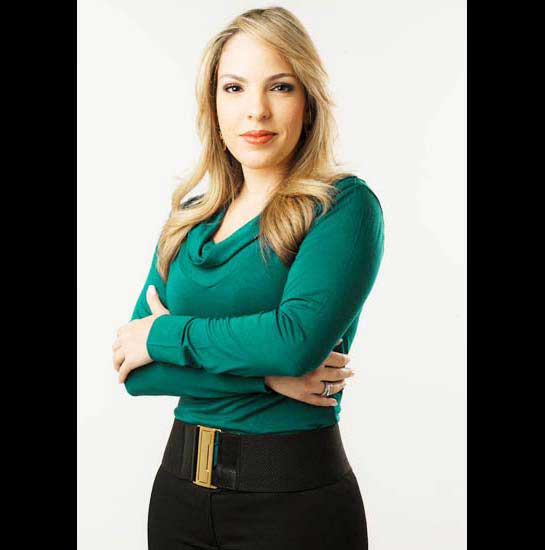 Elisangela-Carreira As mais belas jornalistas brasileiras
